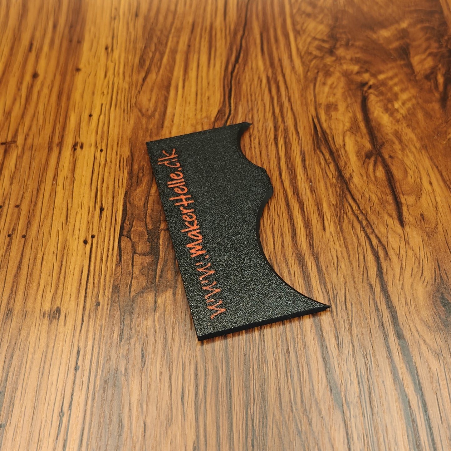 Ceramic Rib - Snowman with Scarf 