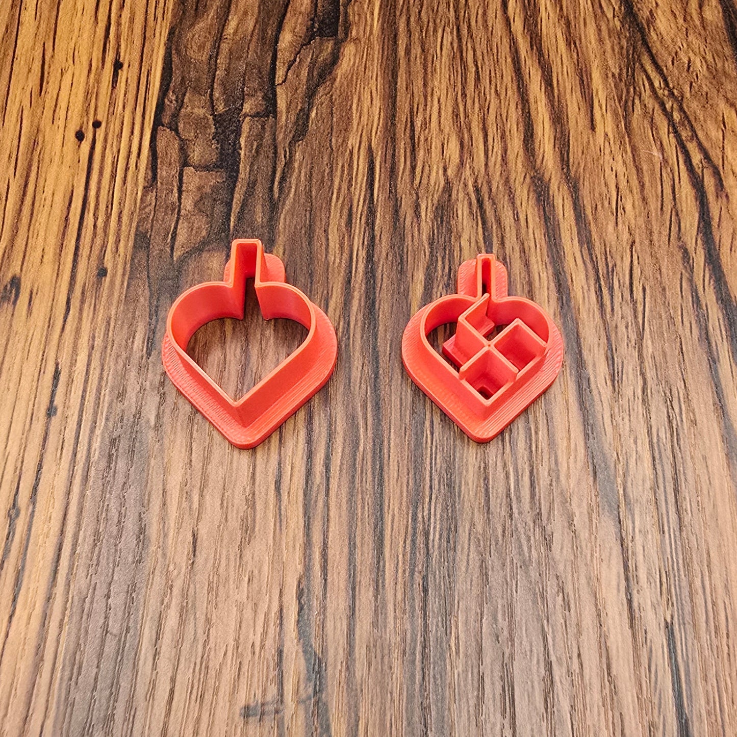 Christmas cutter - Christmas heart with embossing 